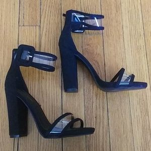 💕💕ARIKA Black Strappy Heals💕💕💕NWT